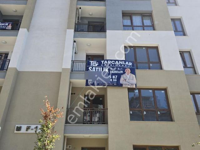İzmit, Kocaeli içerisinde satılık mülk