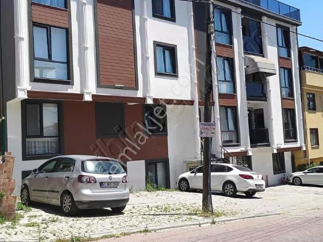 İzmit, Kocaeli içerisinde satılık mülk