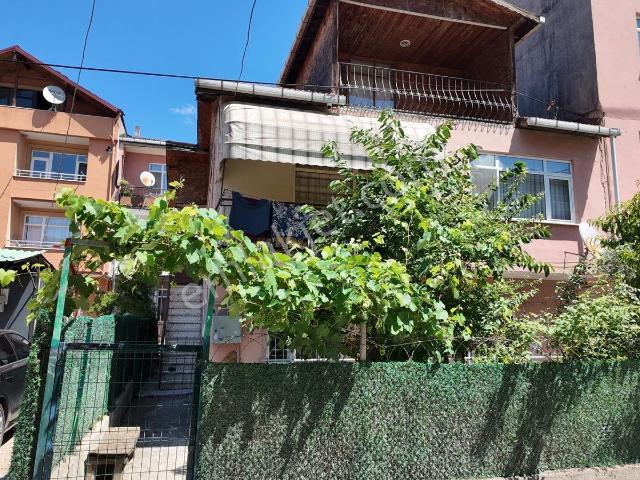 İzmit, Kocaeli içerisinde kiralık mülk