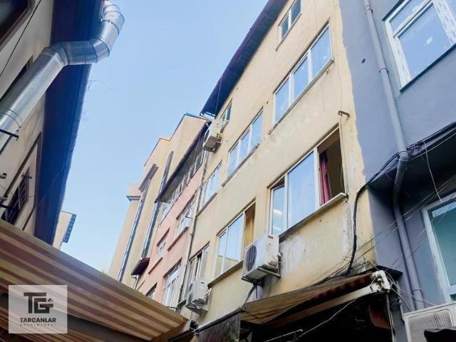 Barlar Sokağı, İzmit içerisinde satılık Bina