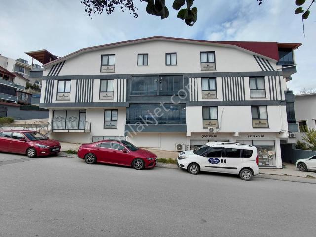 İzmit, Kocaeli içerisinde satılık mülk
