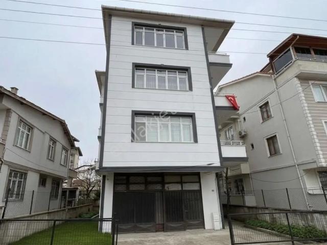 İzmit, Kocaeli içerisinde satılık Bina