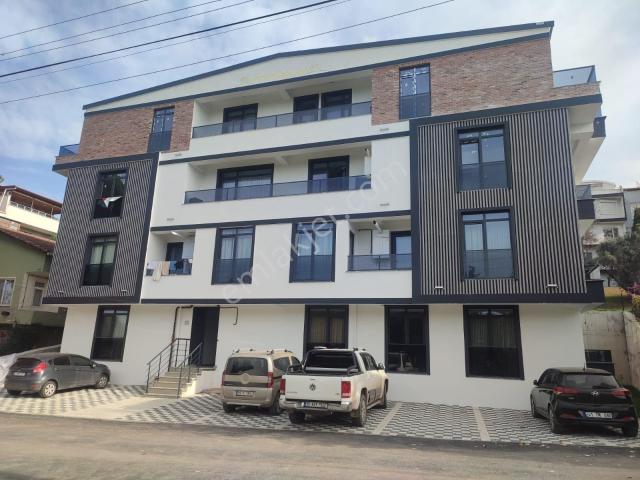 İzmit, Kocaeli içerisinde satılık mülk