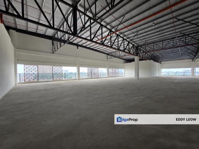 Shop for rent in Malaka