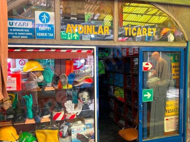 Azapkapı, Beyoğlu içerisinde satılık Dükkan
