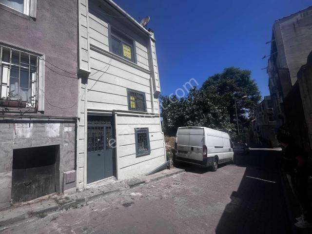 Unkapanı, Fatih içerisinde satılık Villa