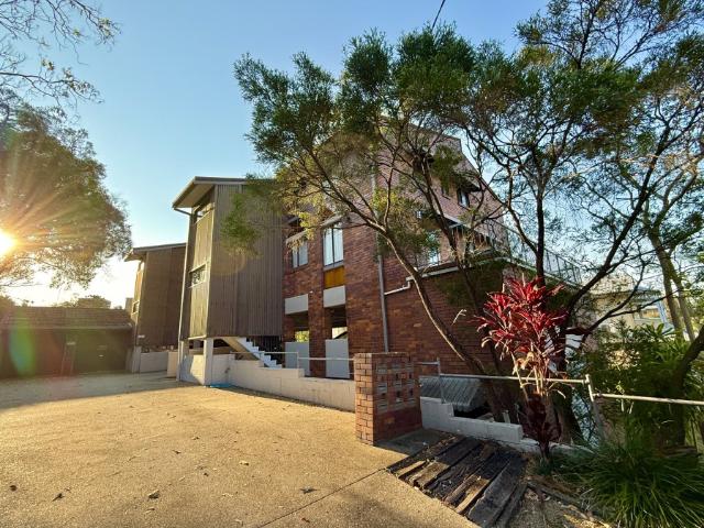 Apartment for rent in Taringa, Greater Brisbane