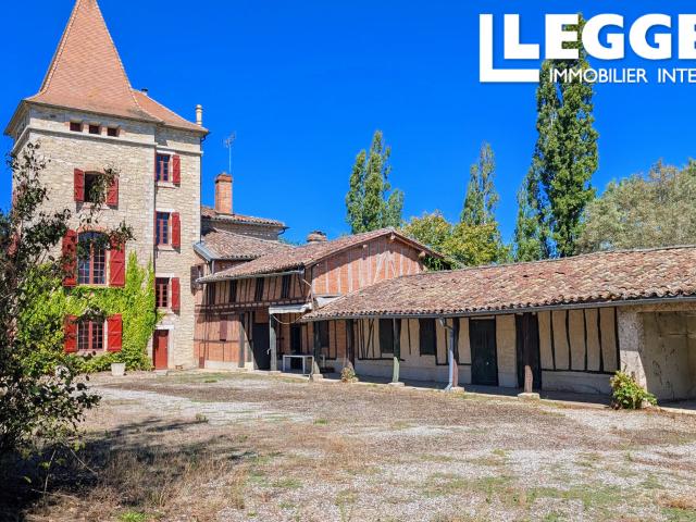 Château vente à Saint-Paul-Cap-de-Joux, Tarn