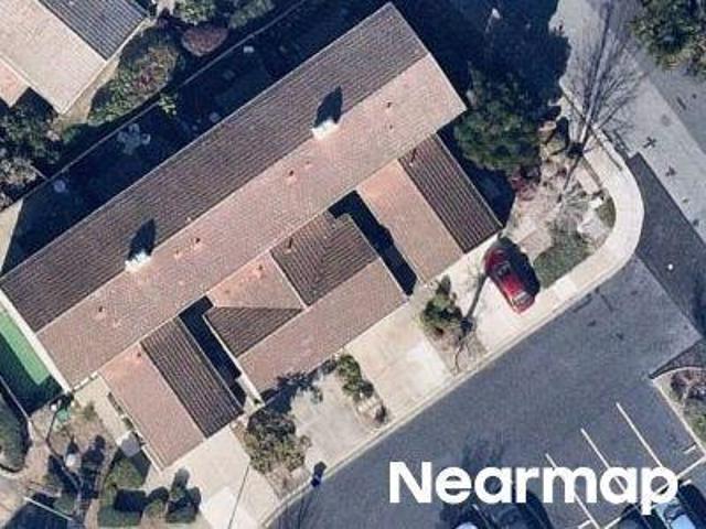 Townhouse for sale in Hercules, California