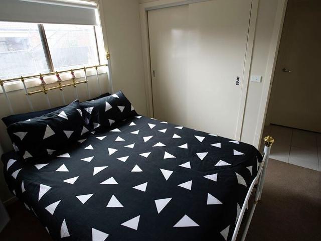 Room for rent in Camerons Creek, Victoria