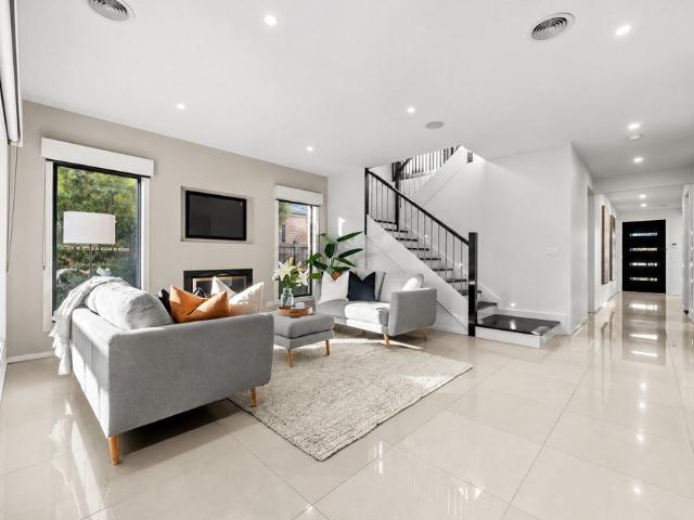 Room for rent in Habitat, Melbourne