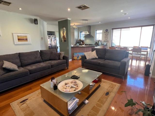 Room for rent in Hoppers Crossing, Melbourne