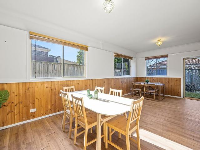 Room for rent in Reflections, Melbourne