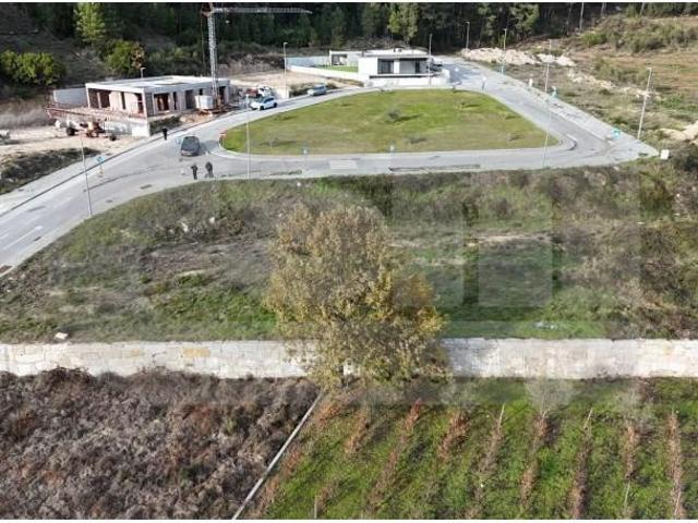 Terreno venda em Tarouca