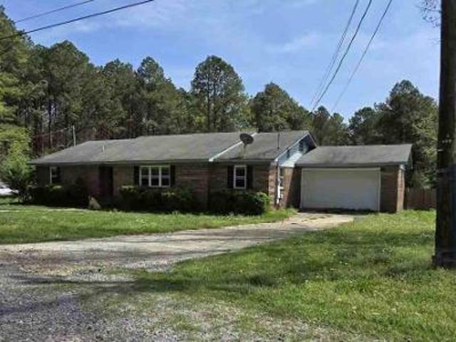 House for sale in Gadsden