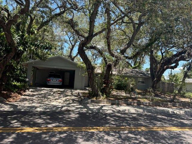 House for sale in Tarpon Springs, Florida