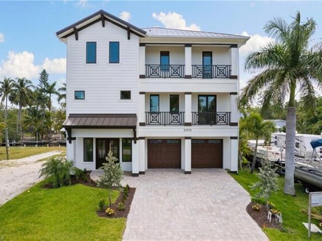 House for sale in Bonita Springs