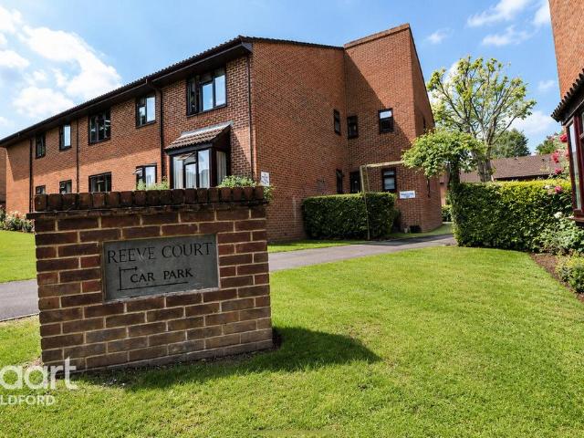 House for rent in Worplesdon, Westborough