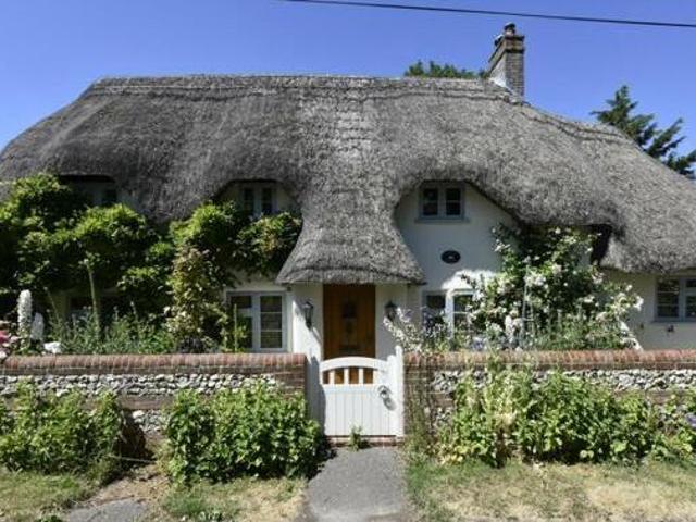 House for sale in Blandford Forum, East Dorset