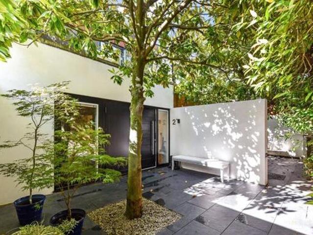 House for sale in Arundel, Clapham