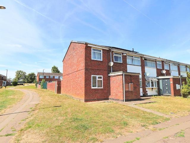 Room for rent in Clifford Park, West Midlands