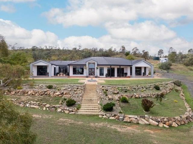 Cottage for sale in Bywong, New South Wales