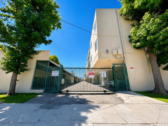 Apartment for rent in Northridge West Neighborhood Council District, Canoga Park