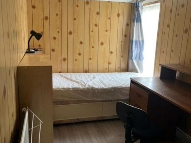 Room for rent in New Southgate, Greater London