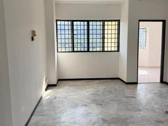 Apartment for sale in Kajang, Langat