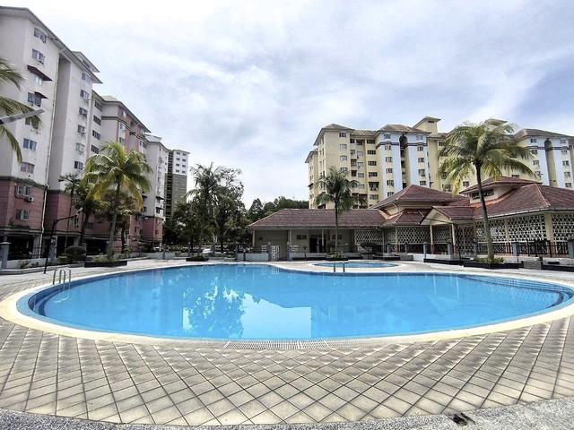 Apartment for sale in Kajang, Langat