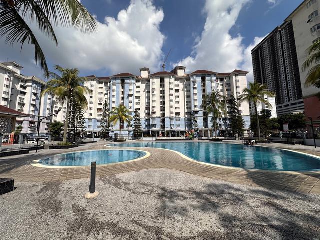 Apartment for sale in Kajang, Langat