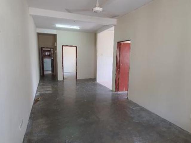 Apartment for sale in Malaka