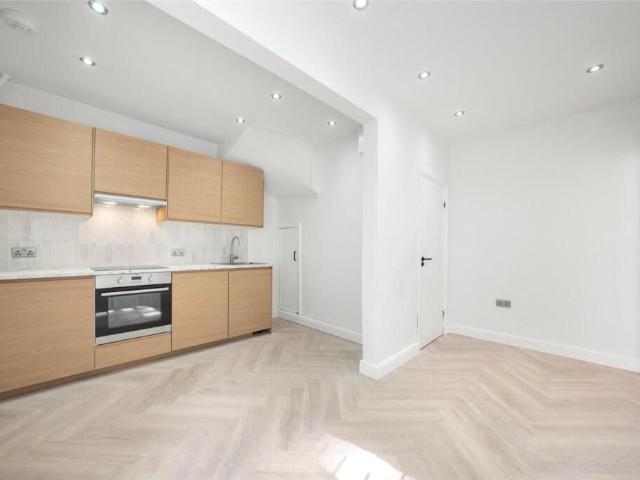 Apartment for rent in Gospel Oak, Greater London