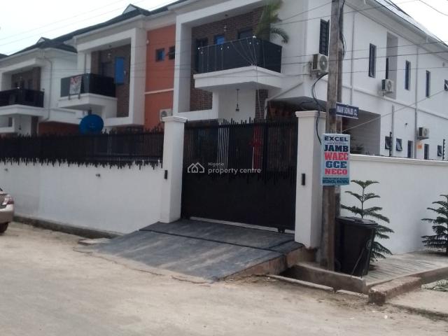 Duplex for sale in Surulere , Surulere