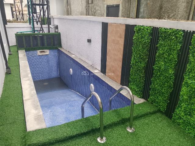 House for sale in Eti Osa, Lagos