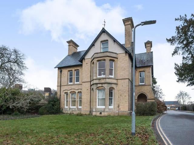 Apartment for rent in Frieze Hill, Rumwell