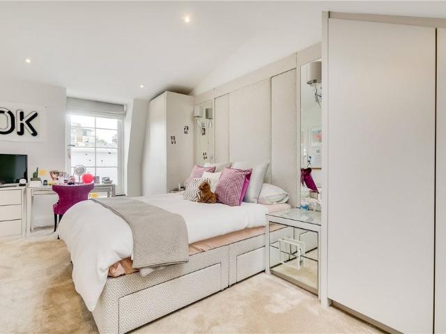 Townhouse for rent in St. John's Wood, Isle Of Man