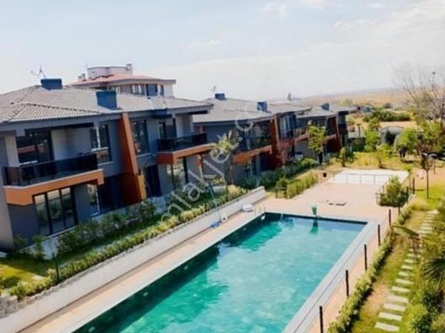 Hürriyet Mahallesi, Çorlu içerisinde satılık Villa