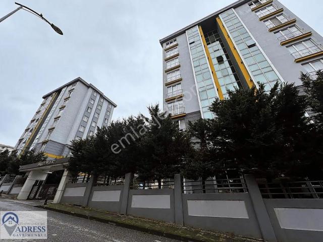 Ümraniye, İstanbul içerisinde kiralık mülk