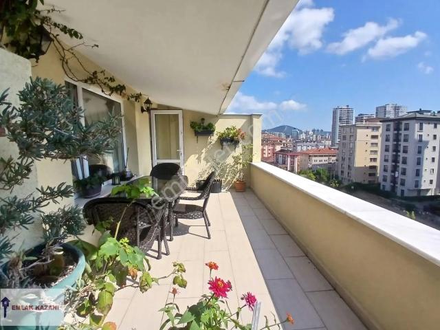 Ümraniye, İstanbul içerisinde satılık mülk