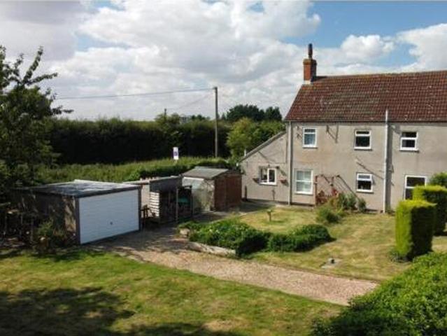 House for sale in Brayford, Lincolnshire