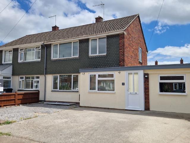 House for rent in Priorswood, Rumwell