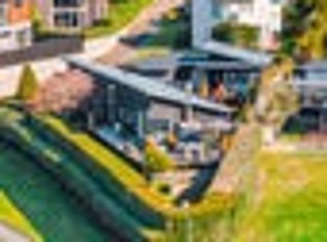 House for sale in Acacia Bay