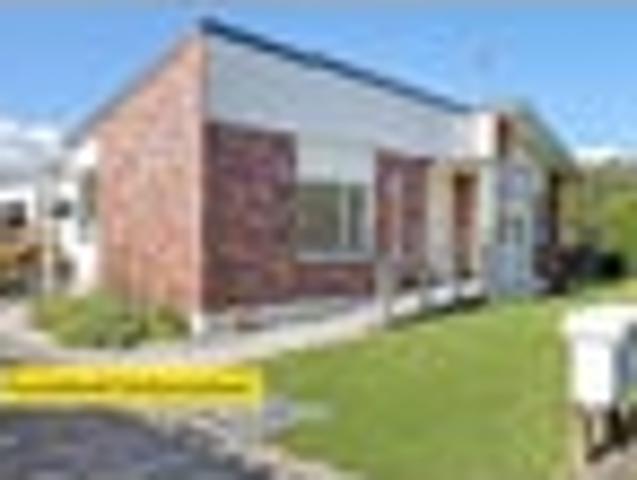 Townhouse for rent in Omokoroa, Bay Of Plenty