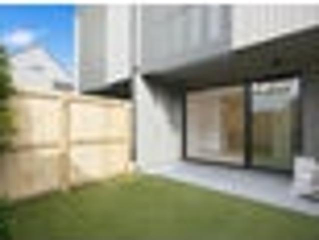 Townhouse for rent in Omokoroa, Bay Of Plenty