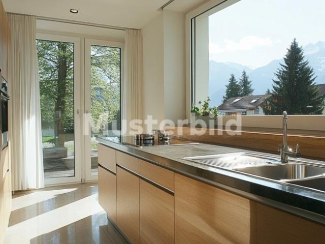 Wohnung mieten in Einigen, Zürich