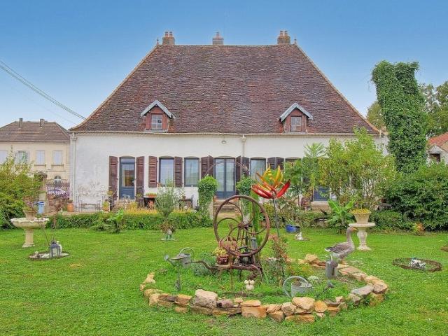 Maison vente à Dole, Bourgogne-Franche-Comté