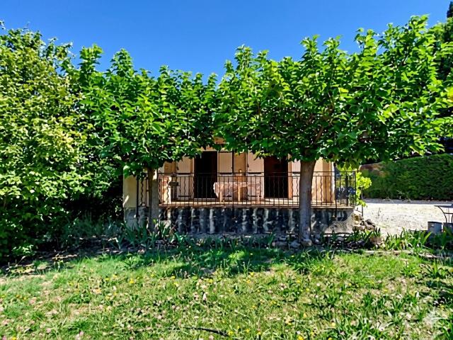 Maison vente à Brignoles, Tavernes