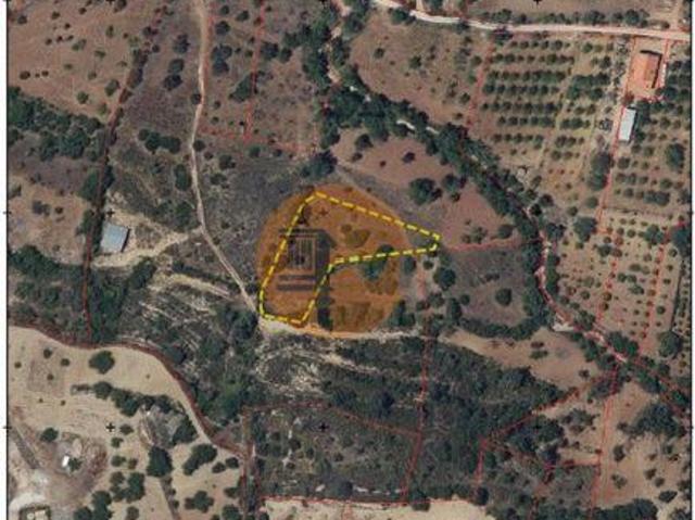 Terreno venda em Santa Catarina da Fonte do Bispo, Tavira