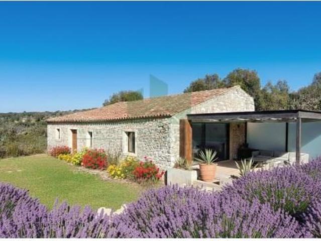 Terreno venda em Santa Catarina da Fonte do Bispo, Tavira
